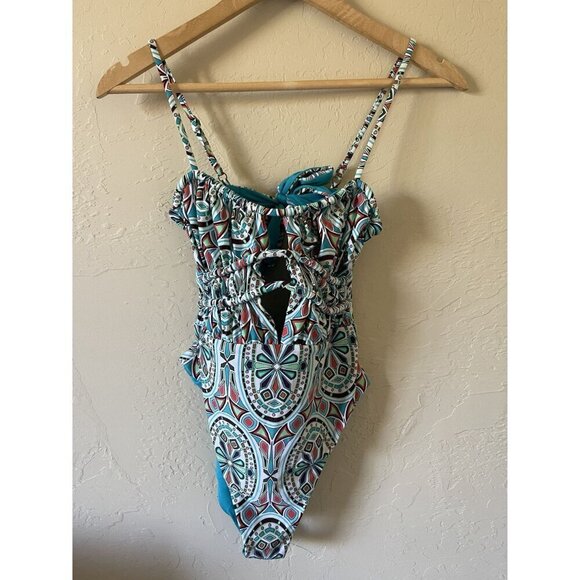 Becca Mosaic Print One-Piece Cutout Front Swimsuit Size Medium MSRP $138 - Picture 3 of 11